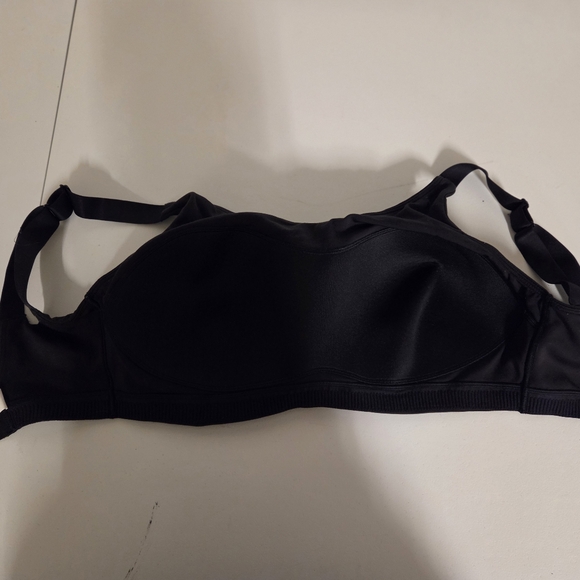 Lululemon In Alignment Bra *Light Support, D–G Cups - Picture 3 of 4